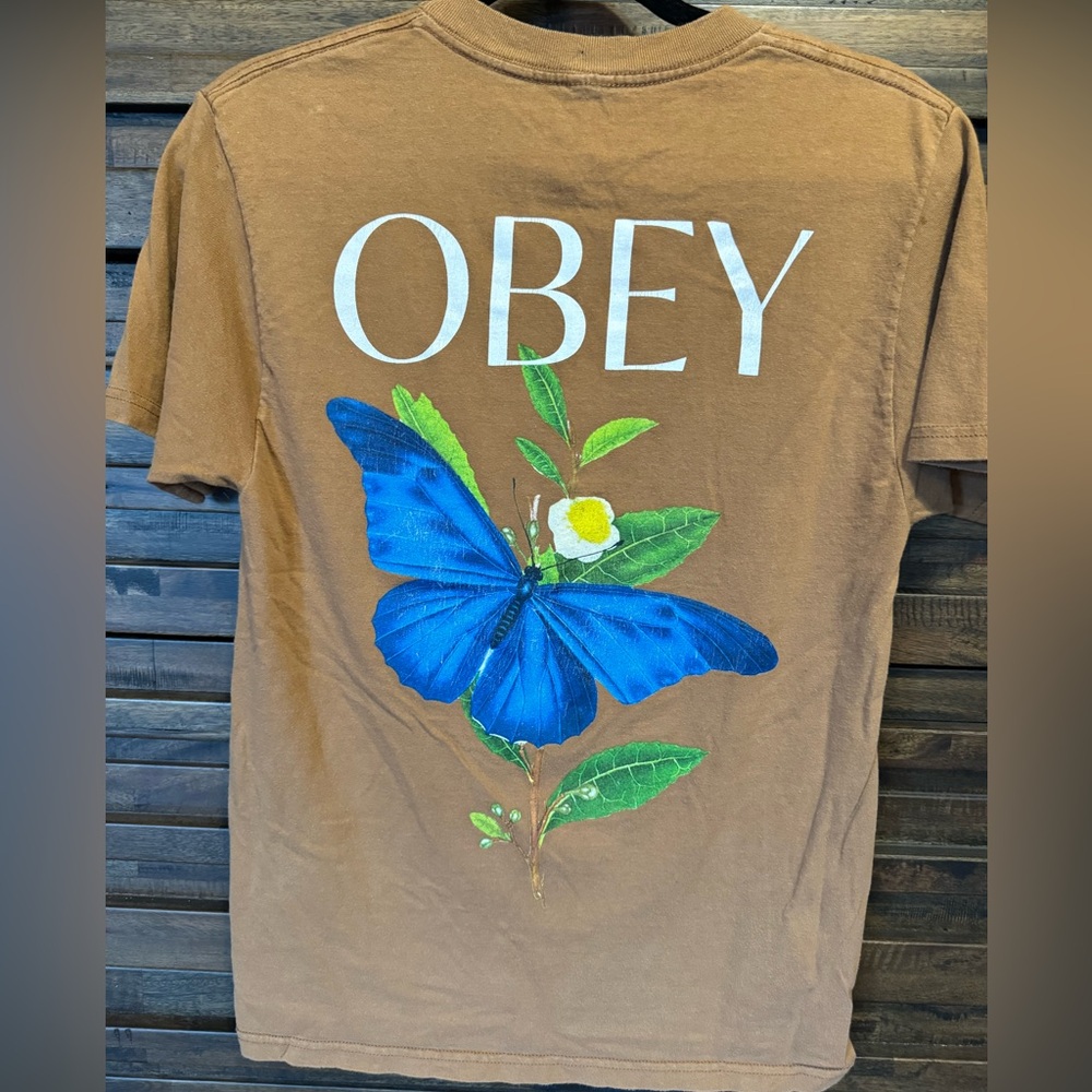 Obey T-Shirt Adult Small Blue Butterfly's‎ Graphic Tee Brown Quality Dissent EUC